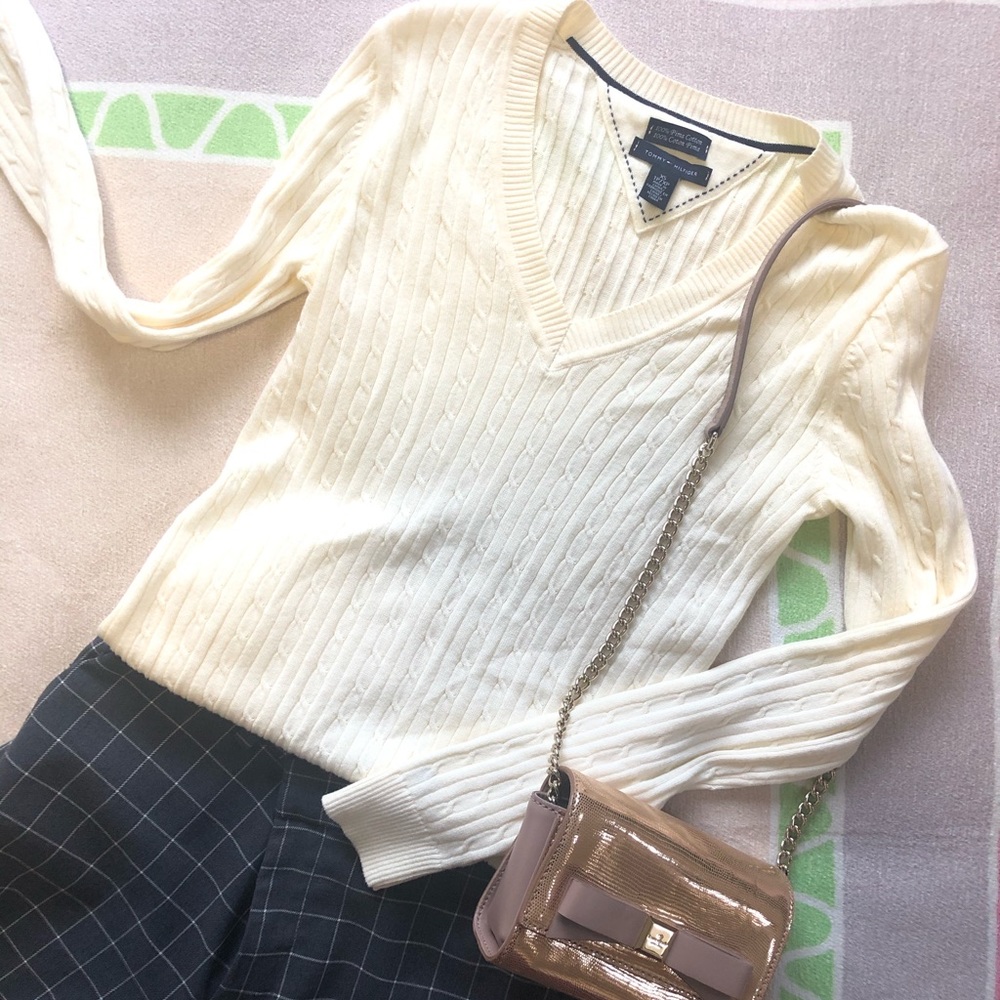 TOMMY HILFIGER BRITISH STYLED SWEATER 100% COTTON